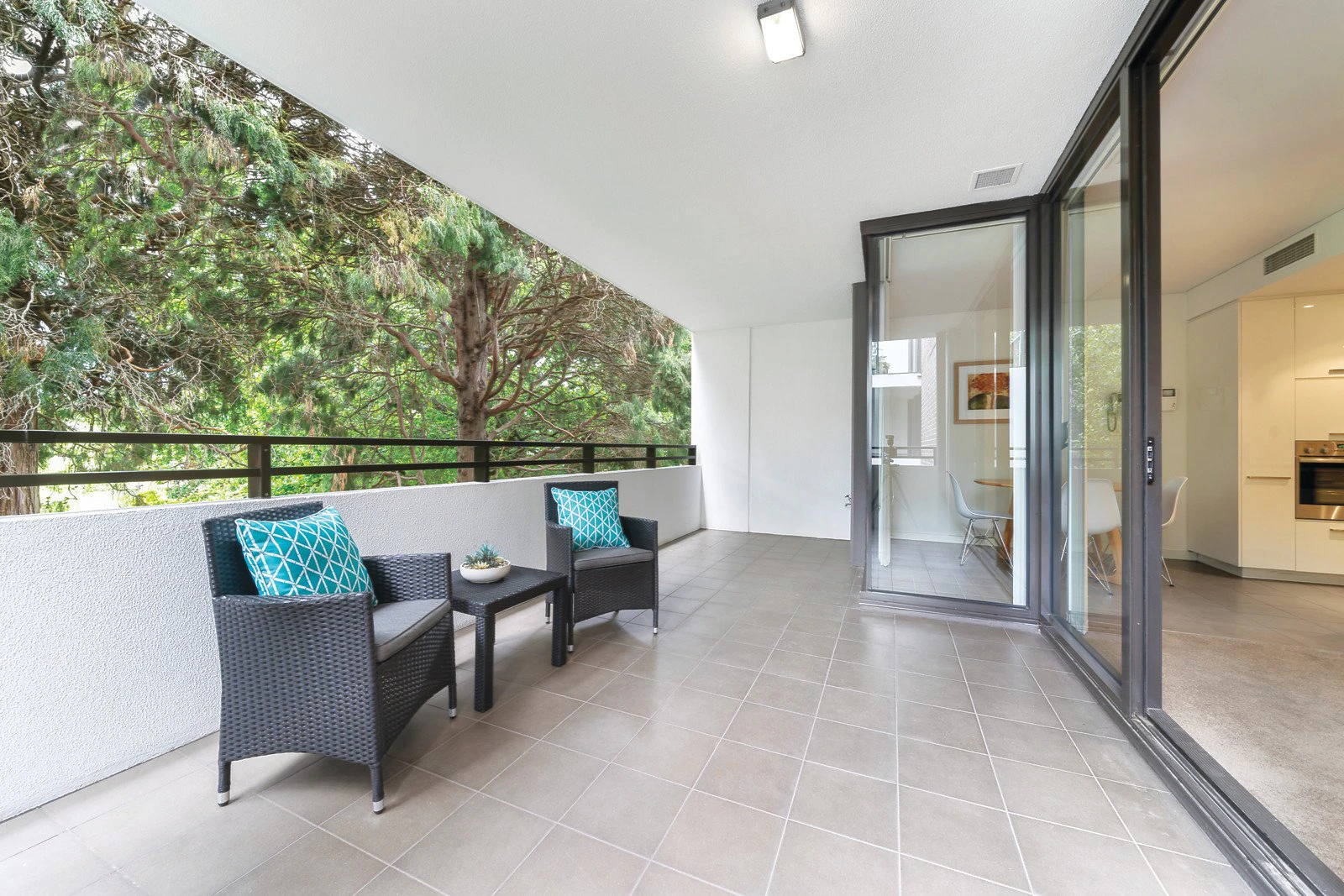 101/55 Chaucer Crescent, Canterbury, VIC