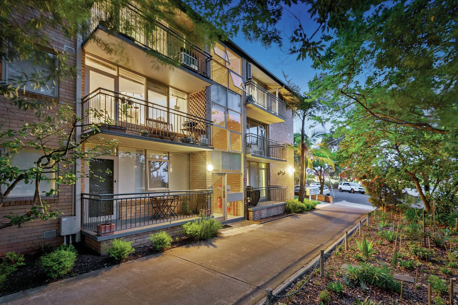 2/11 Cheel Street, Armadale, VIC