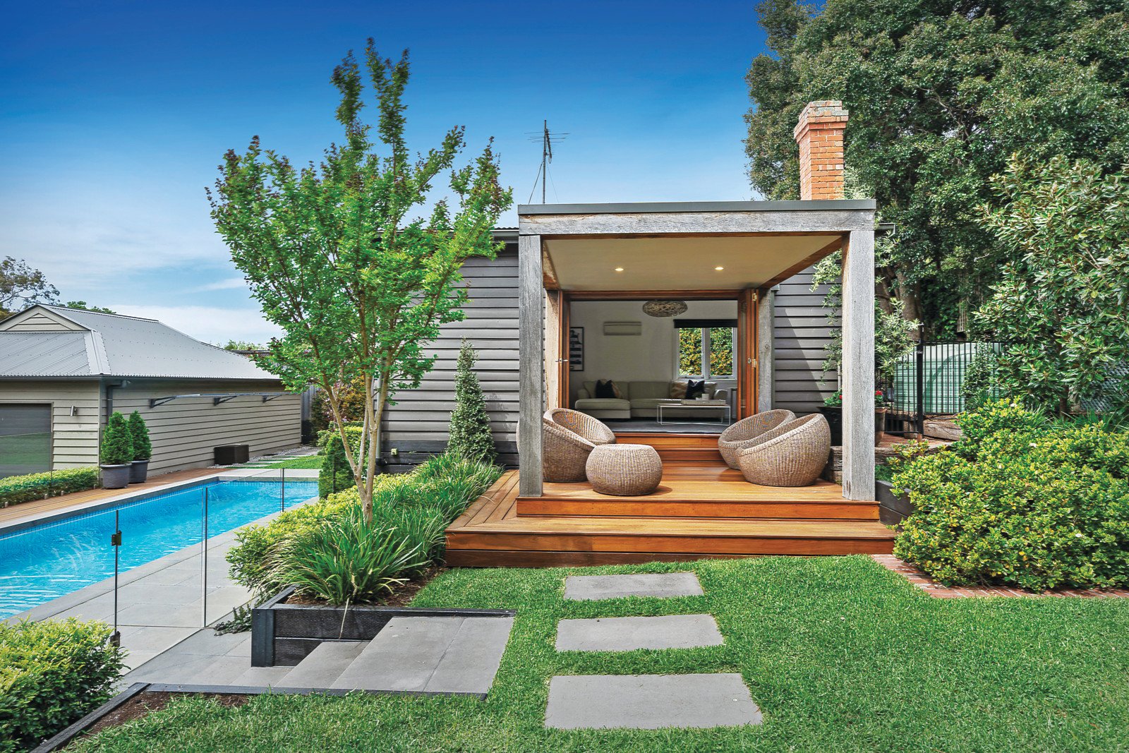 10 Benwerrin Road, Surrey Hills - Thumbnail 8