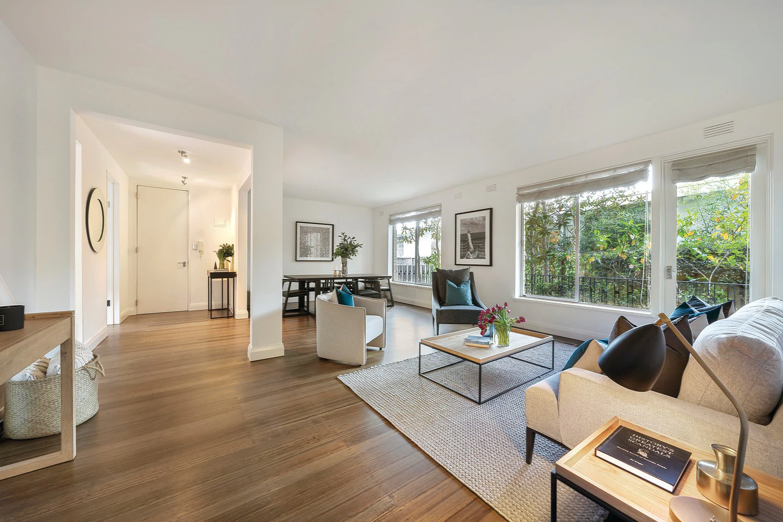2/3 Lansell Court, Toorak, VIC