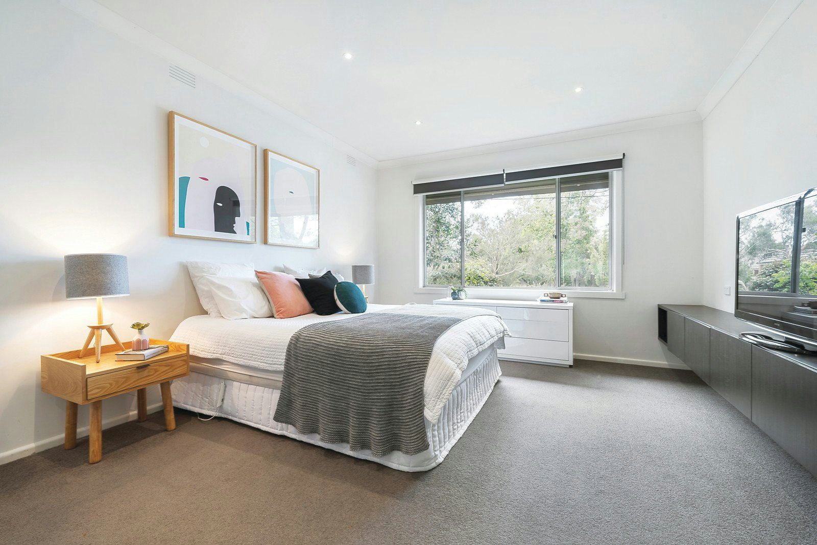 8 Kefford Court, Mont Albert North, VIC