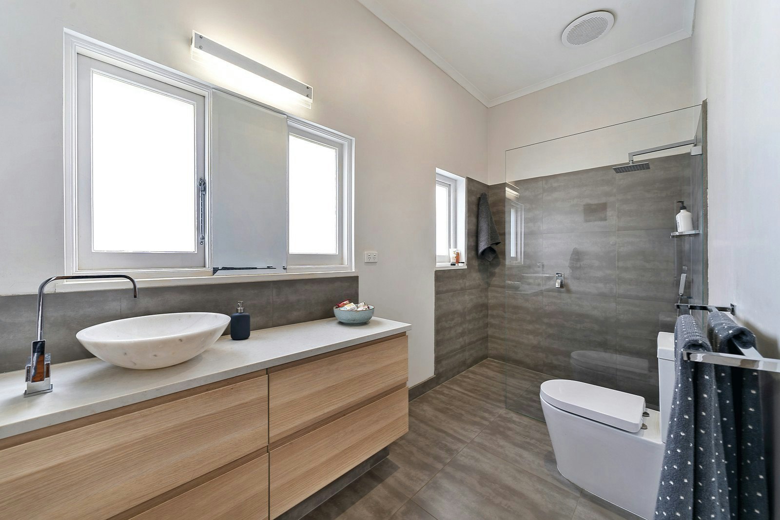 3 Tyne Street, Camberwell, VIC