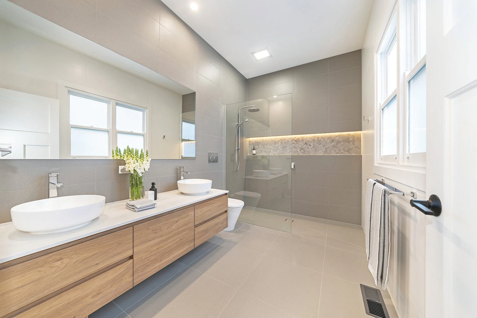 239 Union Road, Surrey Hills, VIC