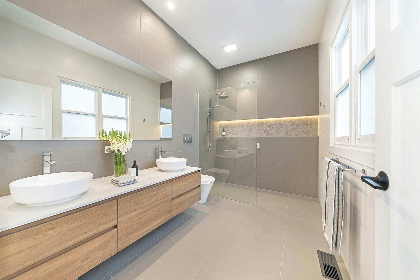 239 Union Road, Surrey Hills, VIC