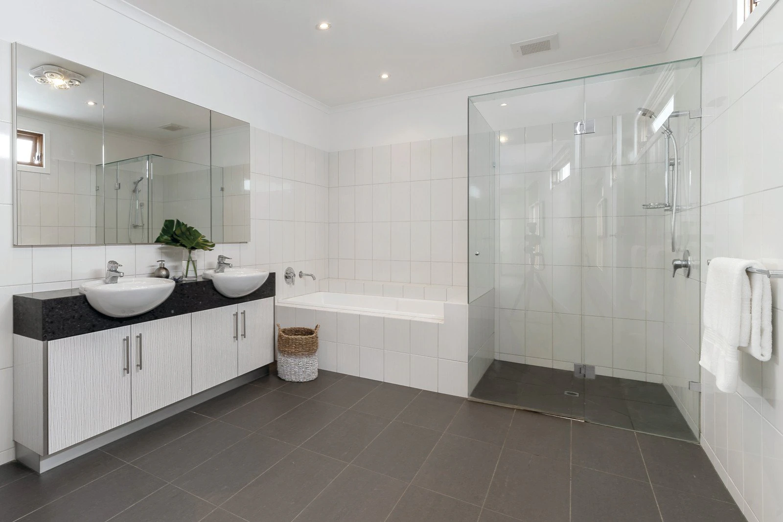 18 Hartington Street, Kew, VIC