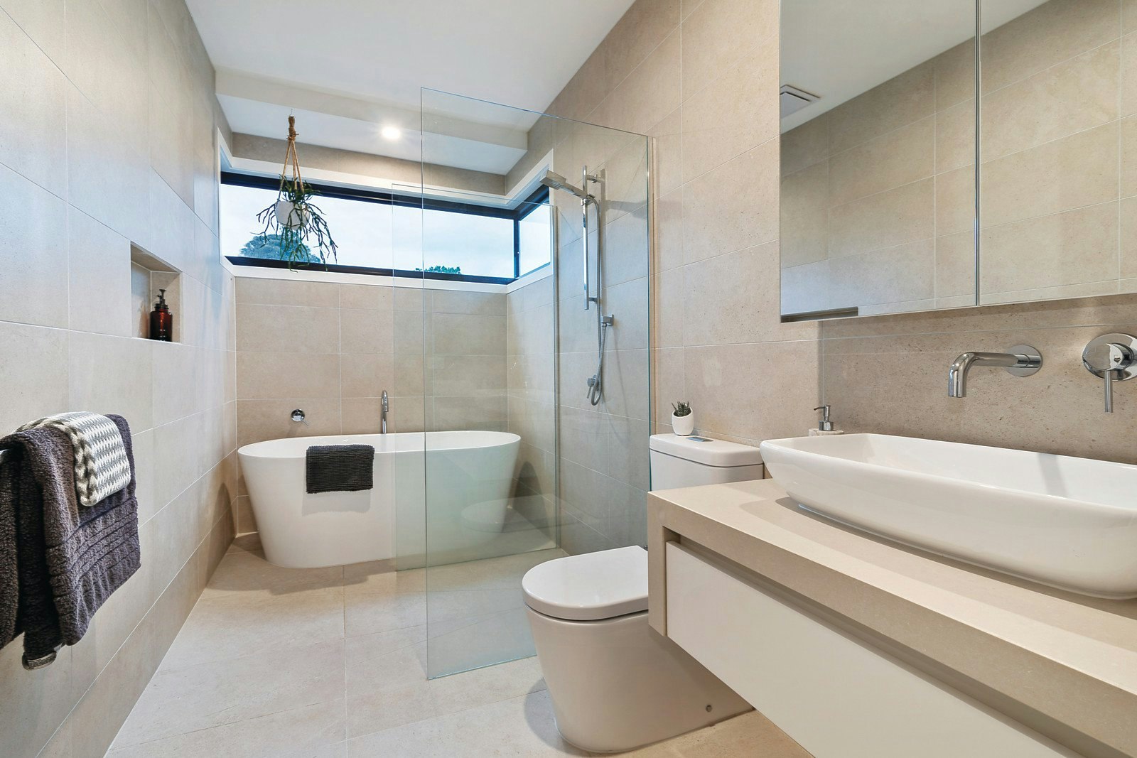 3/27 Faversham Road, Canterbury, VIC