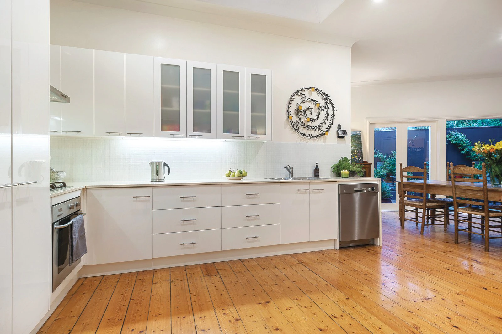 36 Windsor Crescent, Surrey Hills, VIC