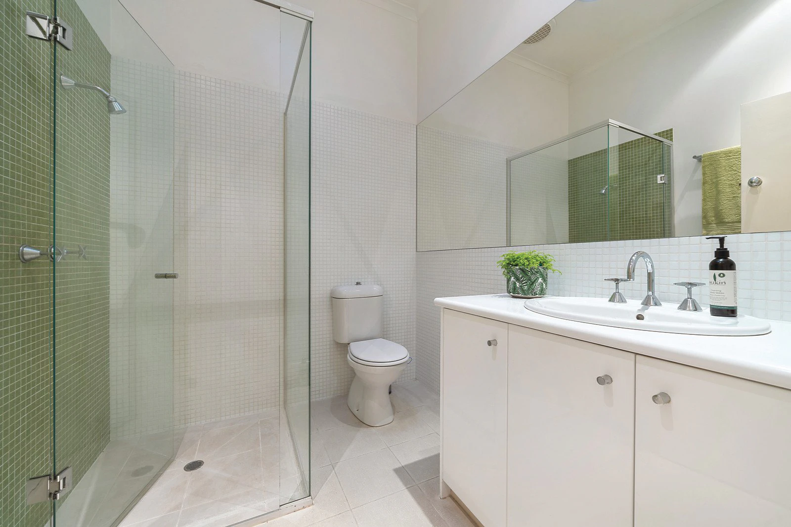 36 Windsor Crescent, Surrey Hills, VIC