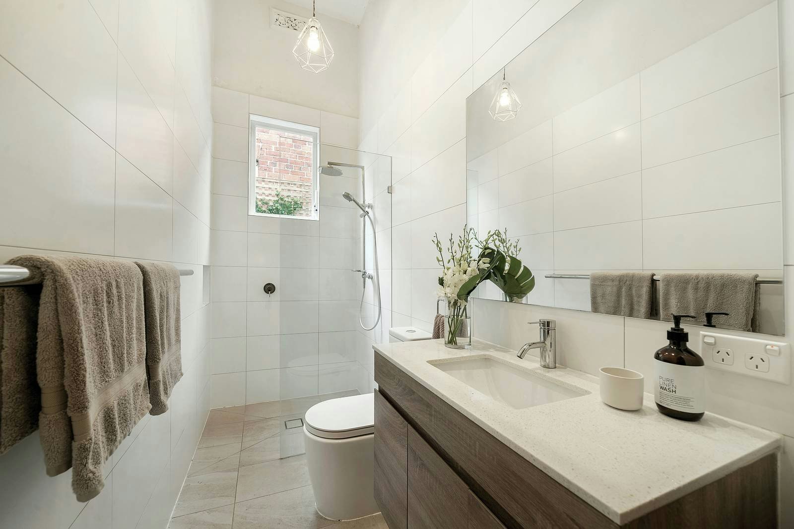 15 The Avenue, Malvern East, VIC