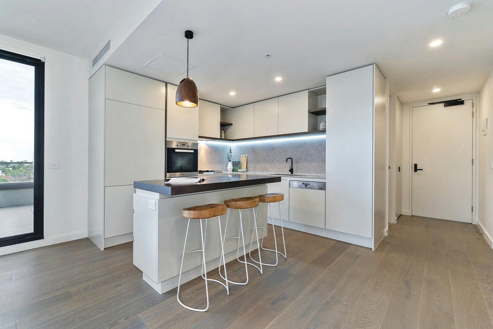 304/26 Warleigh Grove, Brighton, VIC