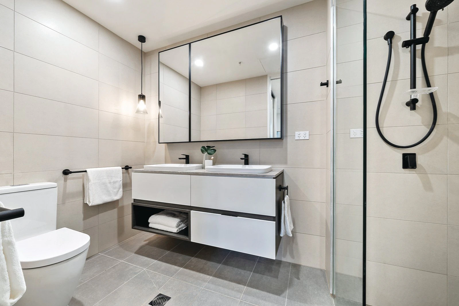 304/26 Warleigh Grove, Brighton, VIC