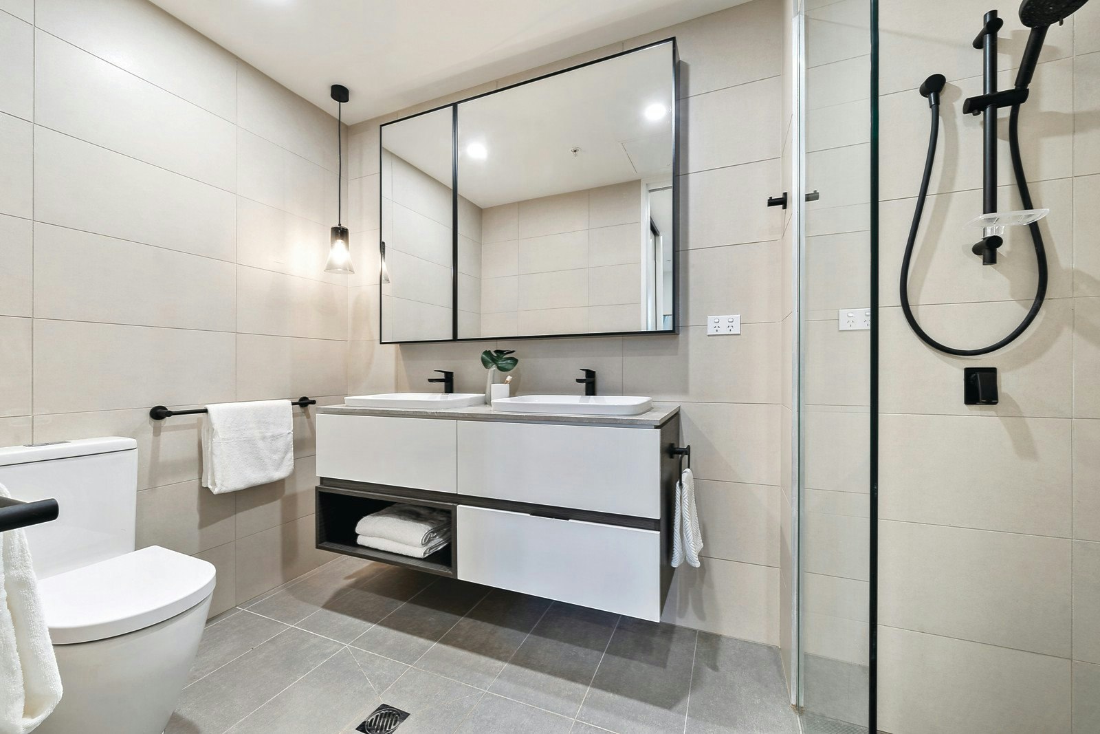 304/26 Warleigh Grove, Brighton, VIC