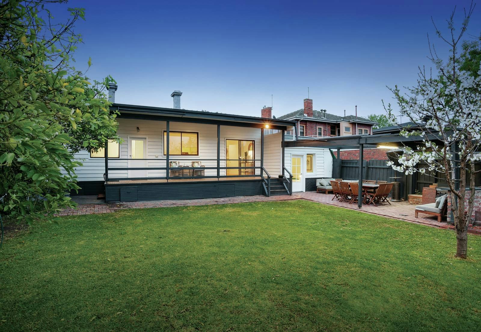 15 The Avenue, Malvern East, VIC