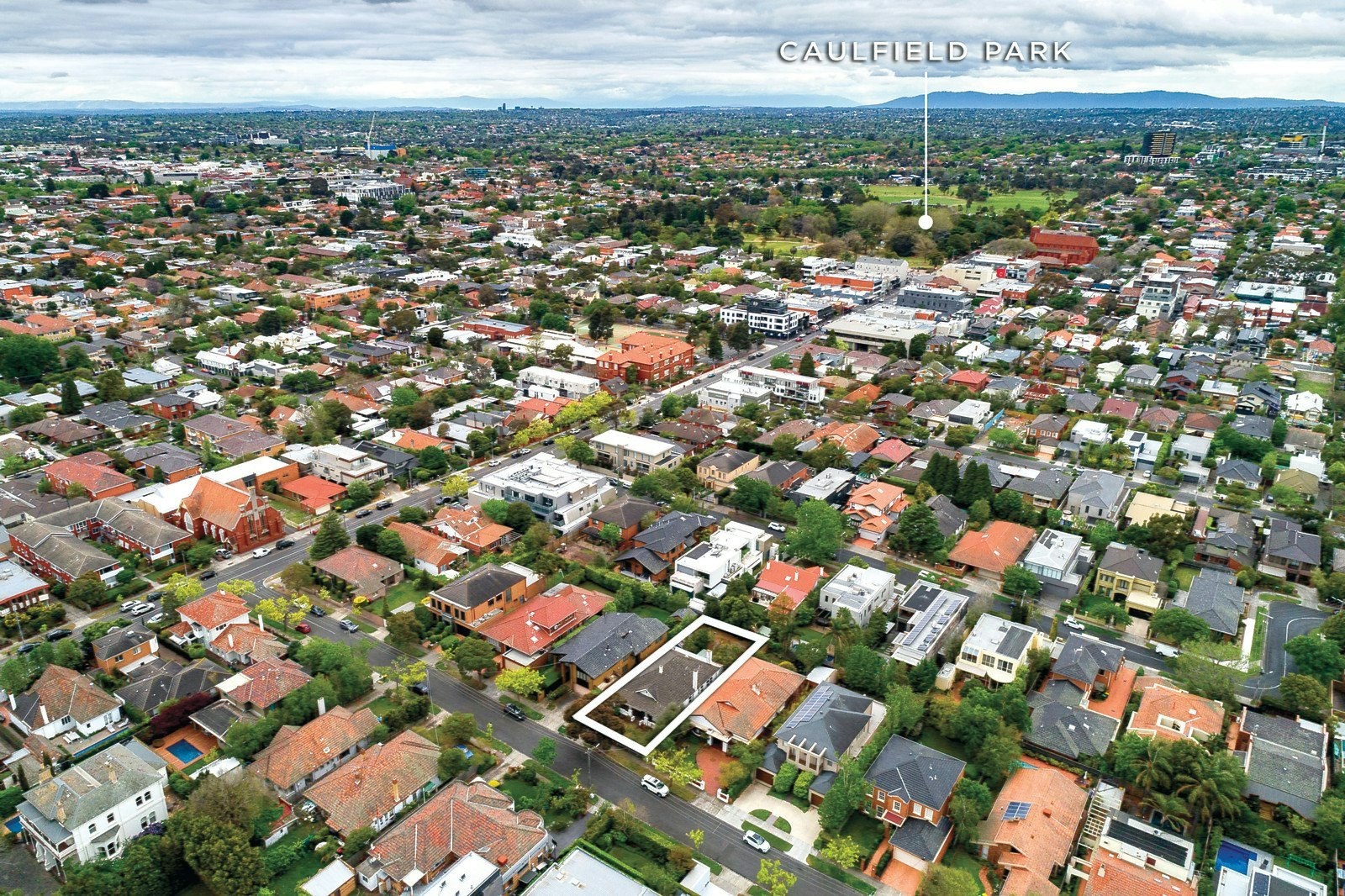 8 Oulton Street, Caulfield North, VIC
