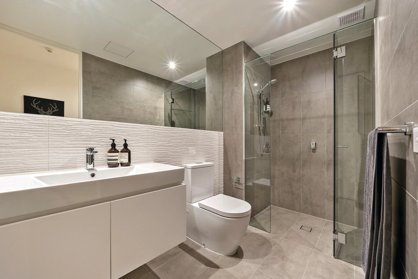2/721-723 Toorak Road, Kooyong, VIC