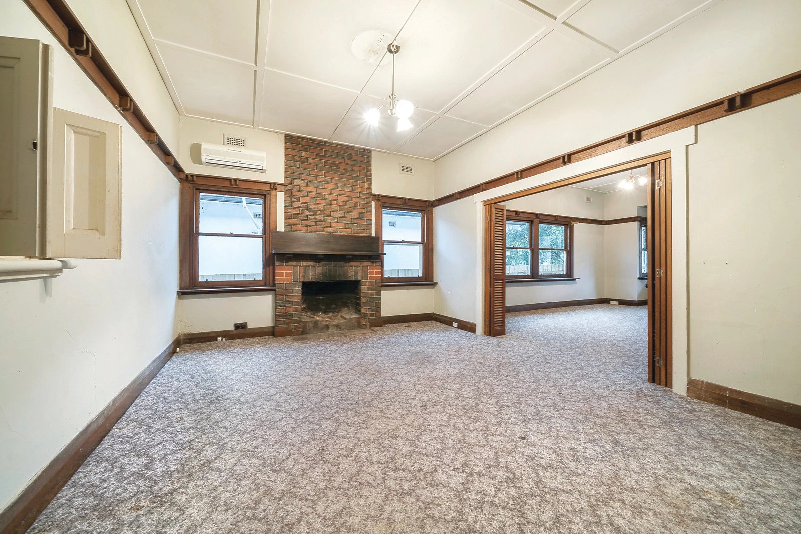 8 Oulton Street, Caulfield North, VIC