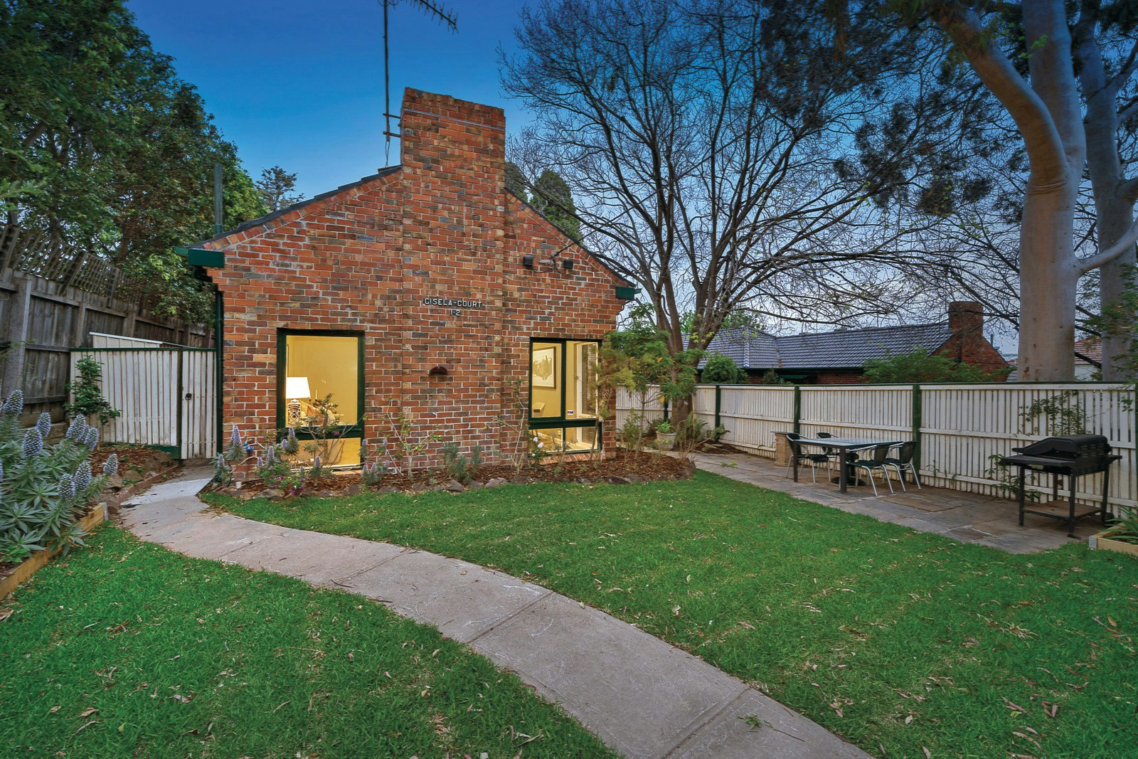 1/6-8 Ercildoune Avenue, Hawthorn, VIC