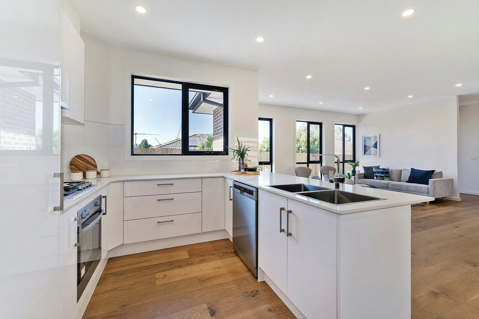 2/23 May Park Avenue, Ashwood, VIC