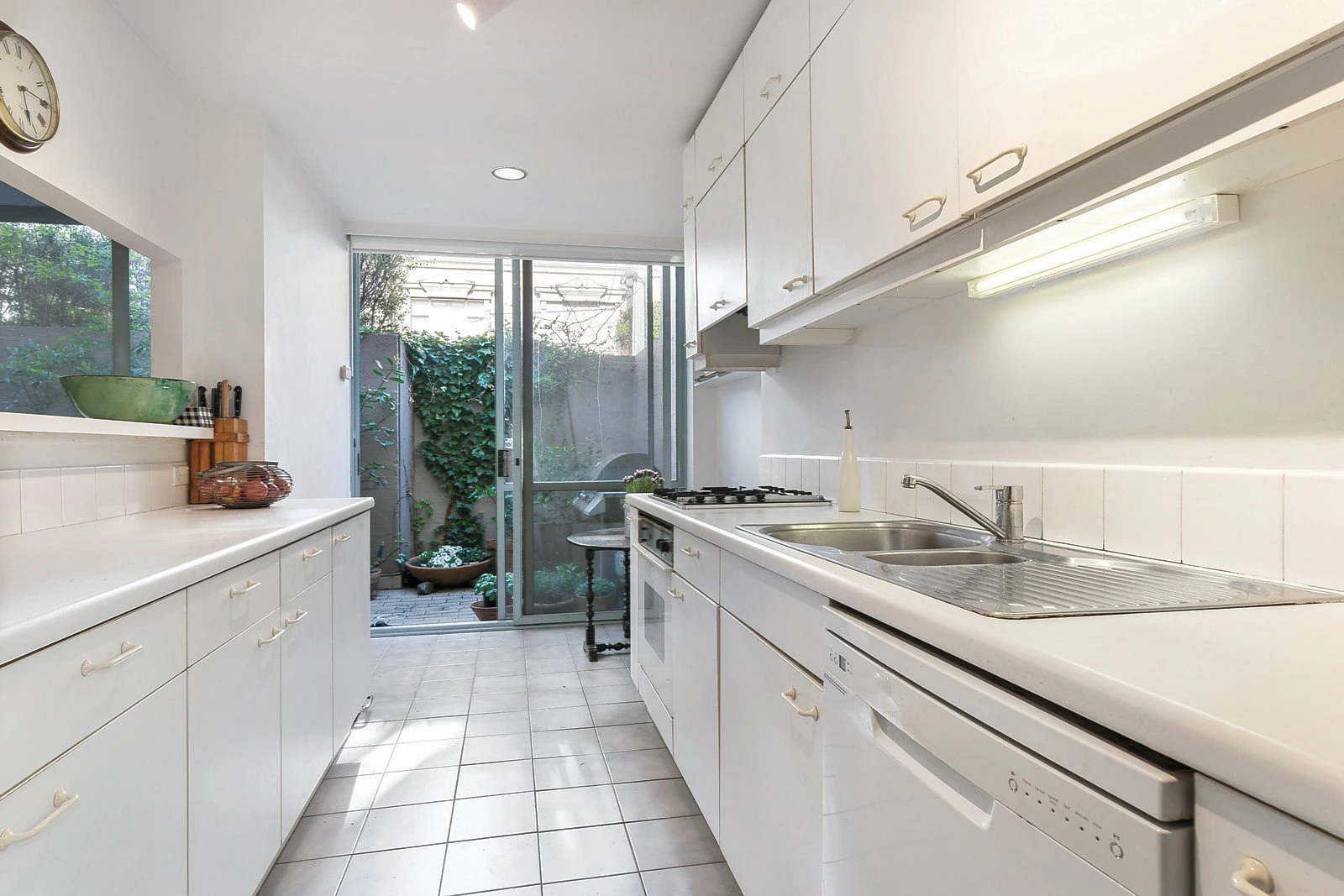 1/55 Ross Street, Toorak, VIC
