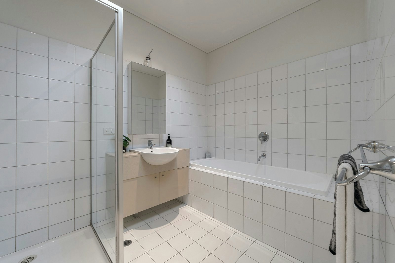 3 Kyme Place, Port Melbourne, VIC