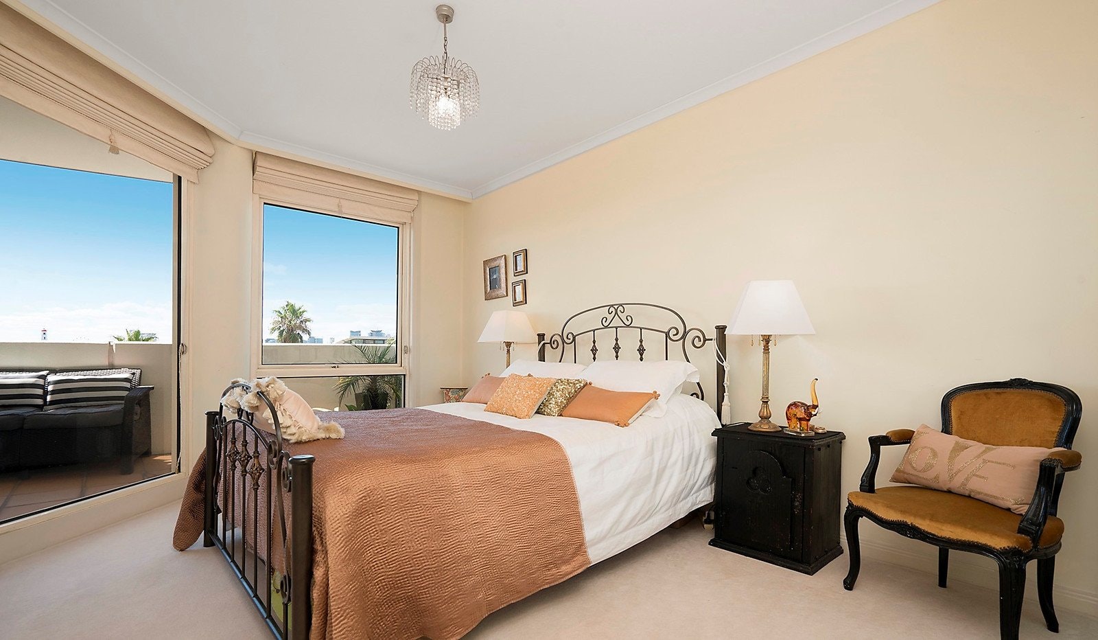 203/127 Beach Street, Port Melbourne, VIC