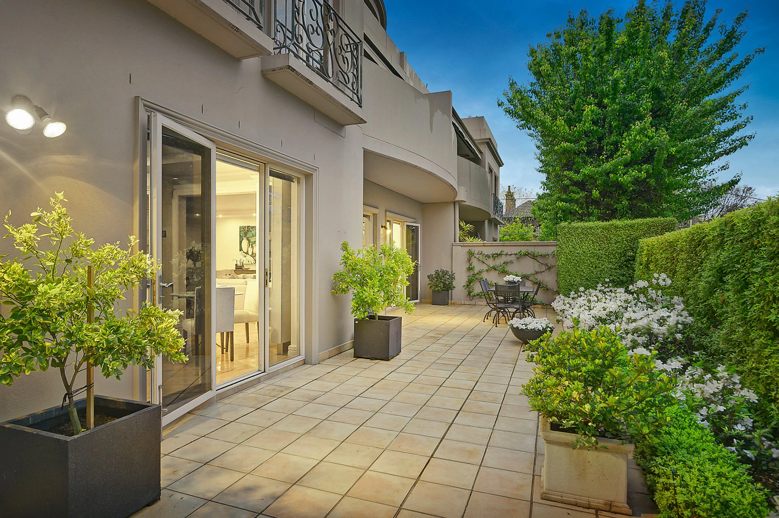 2/627 Toorak Road, Toorak, VIC