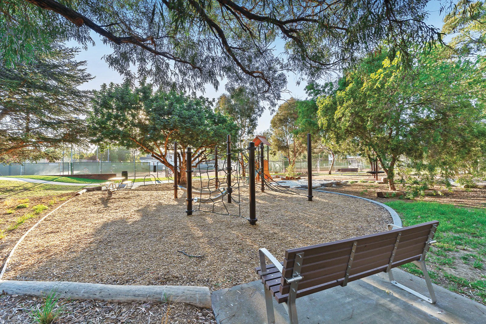 11 Murdoch Street, Camberwell, VIC