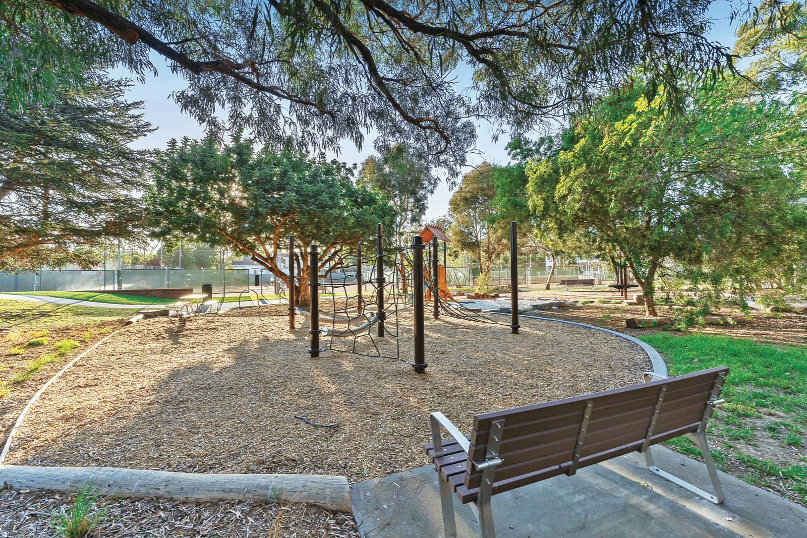 11 Murdoch Street, Camberwell, VIC