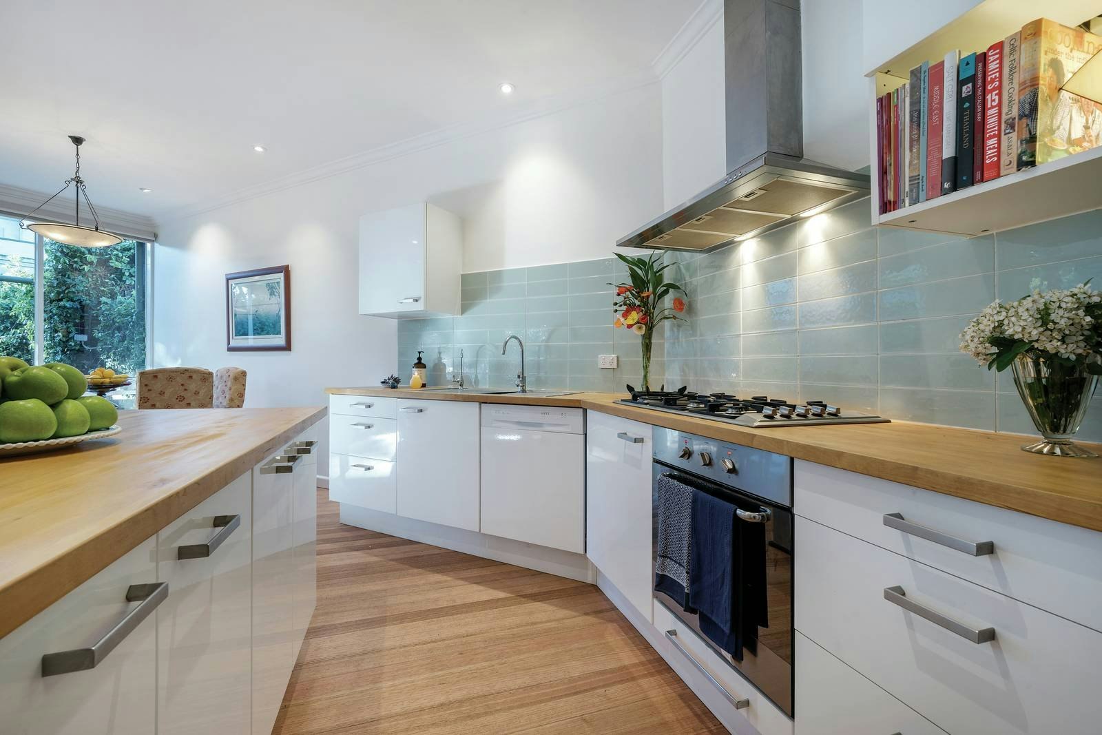 11 Murdoch Street, Camberwell, VIC