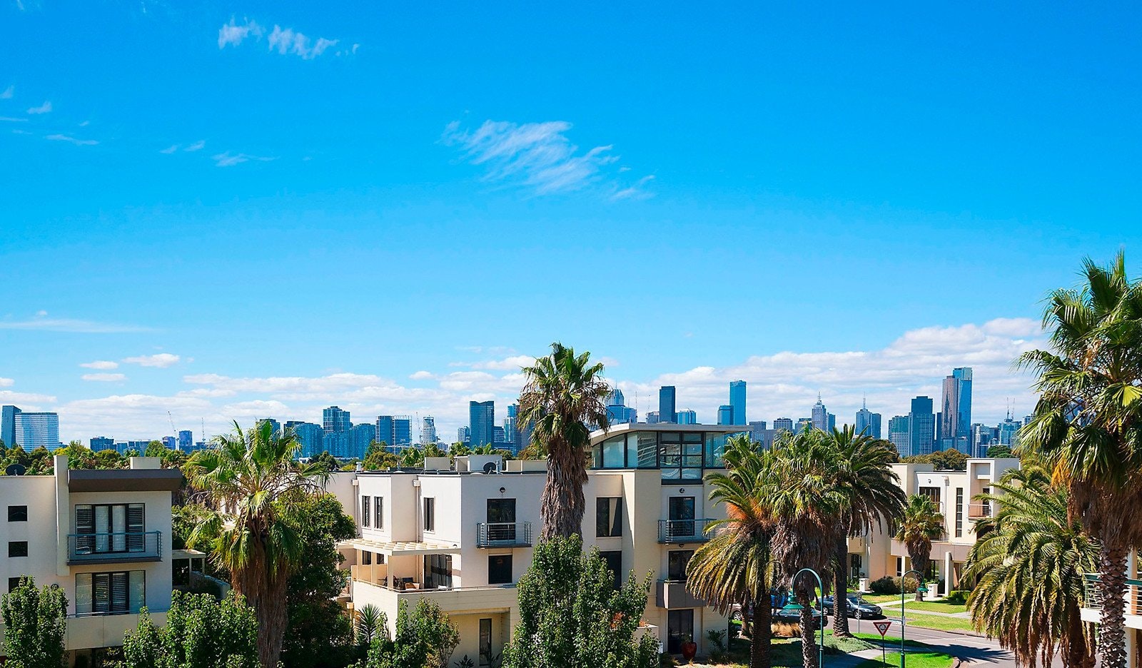 203/127 Beach Street, Port Melbourne, VIC