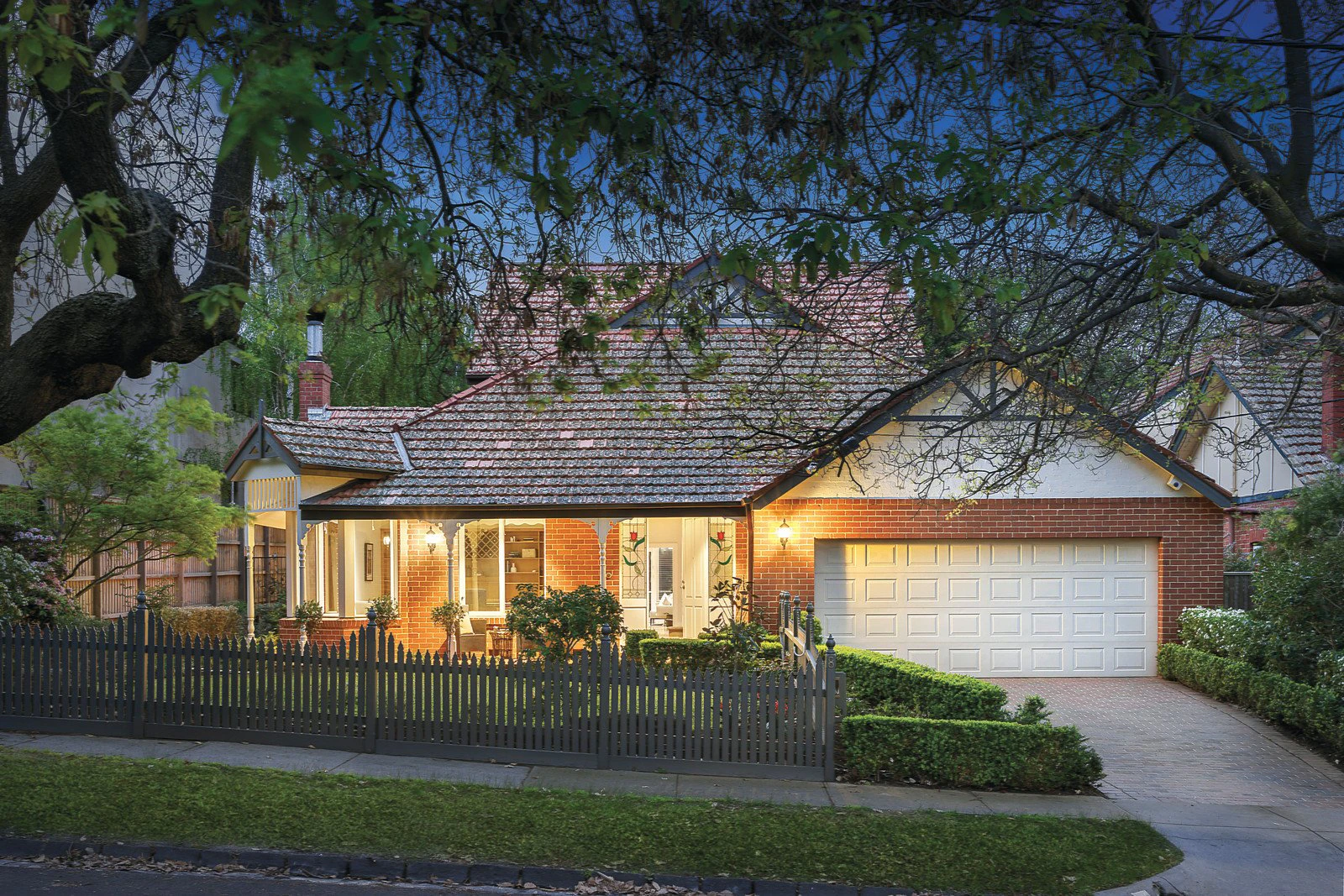 8 Barina Road, Glen Iris, VIC