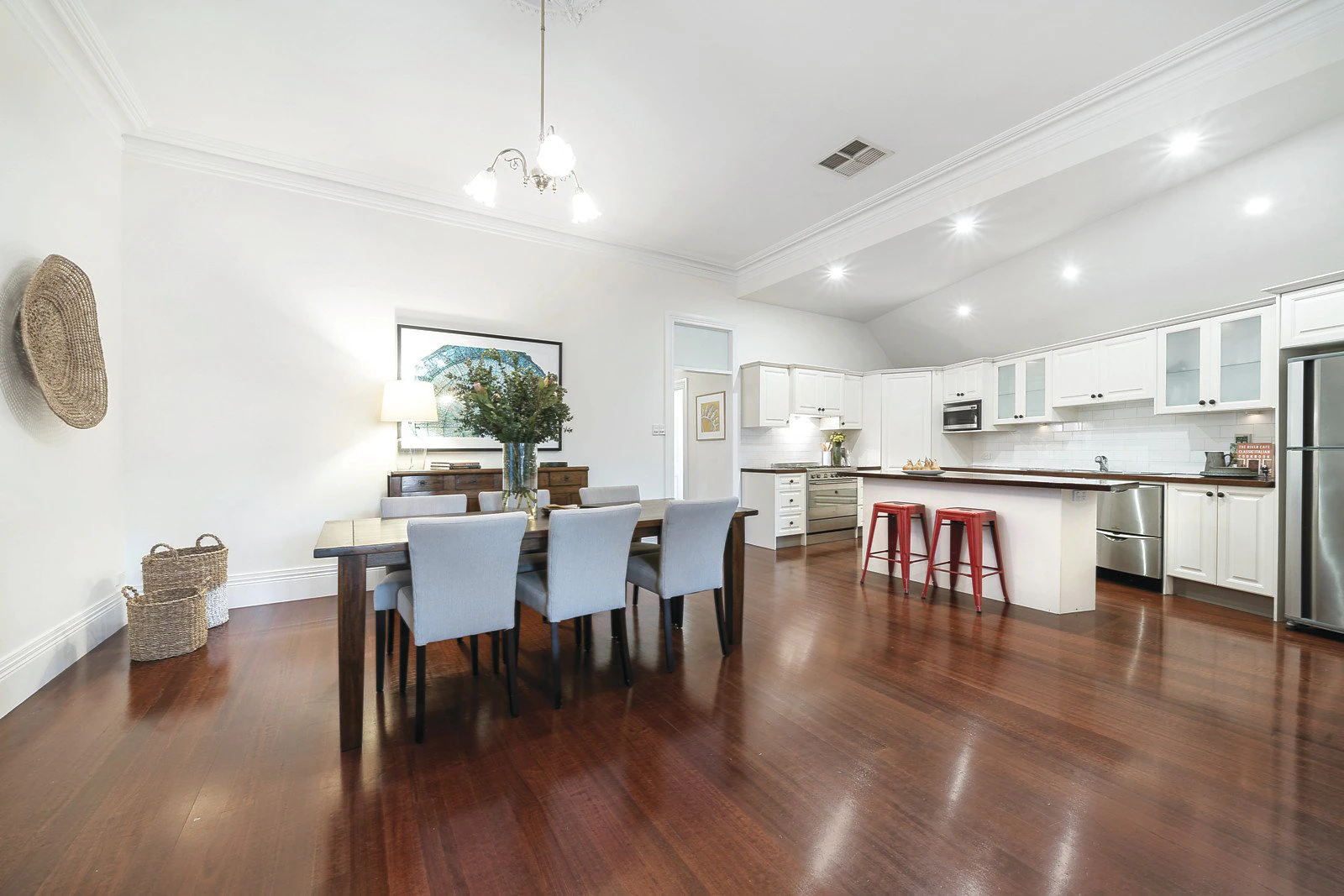 6 Raleigh Street, Malvern, VIC