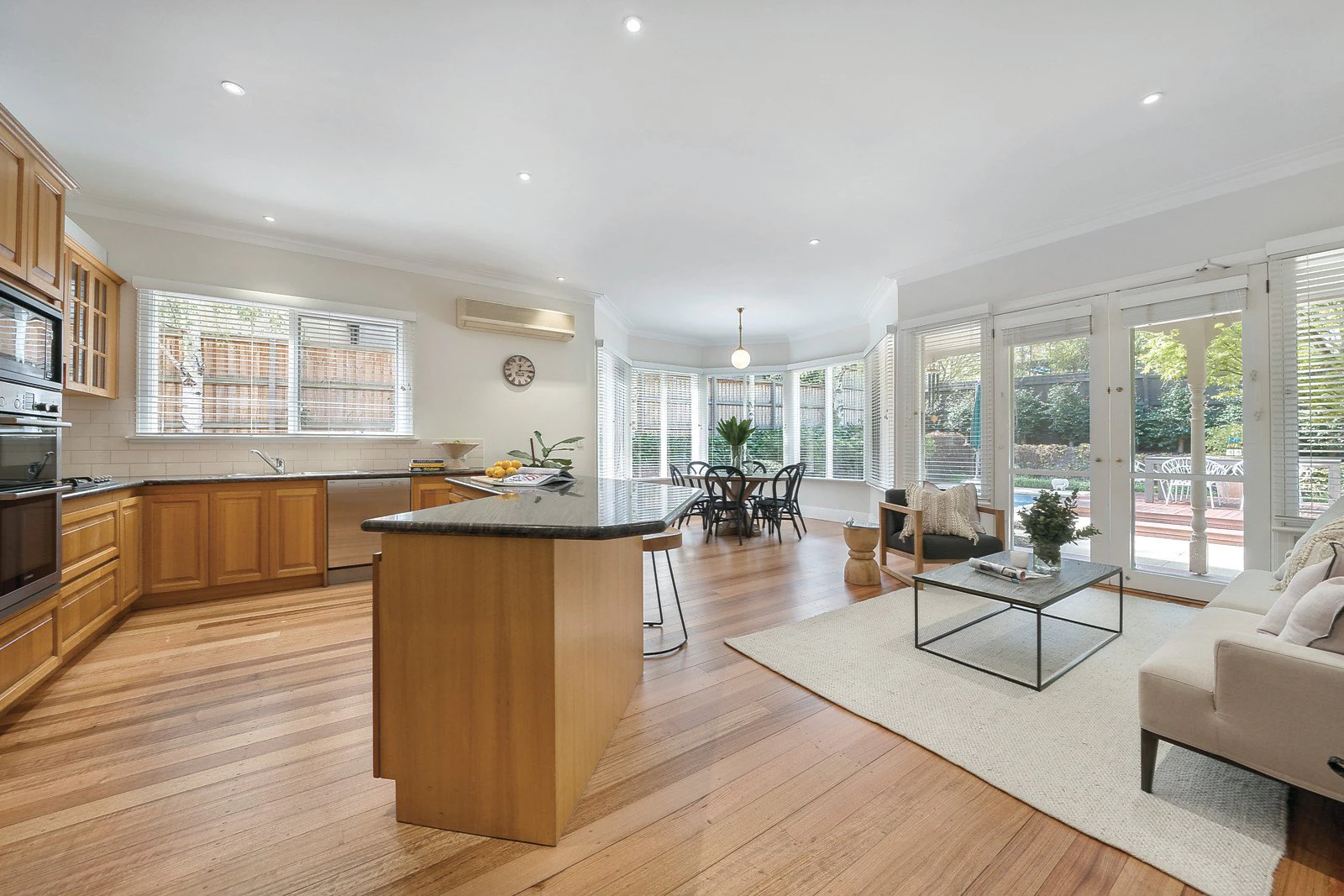 8 Barina Road, Glen Iris, VIC