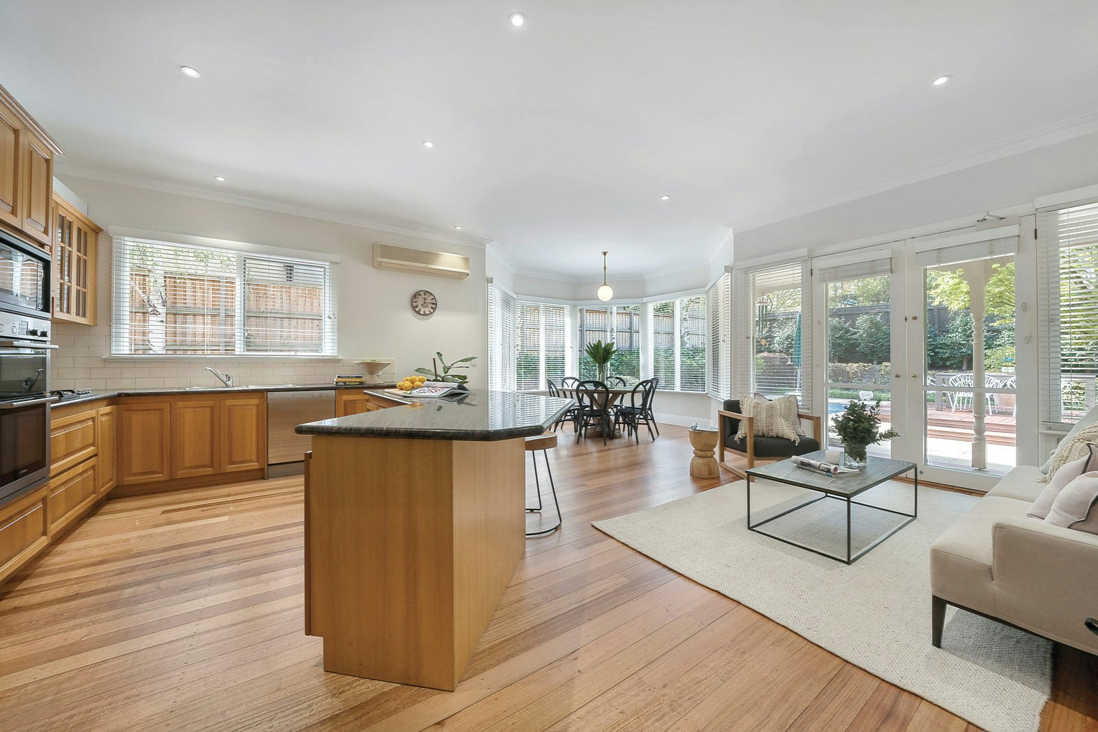 8 Barina Road, Glen Iris, VIC