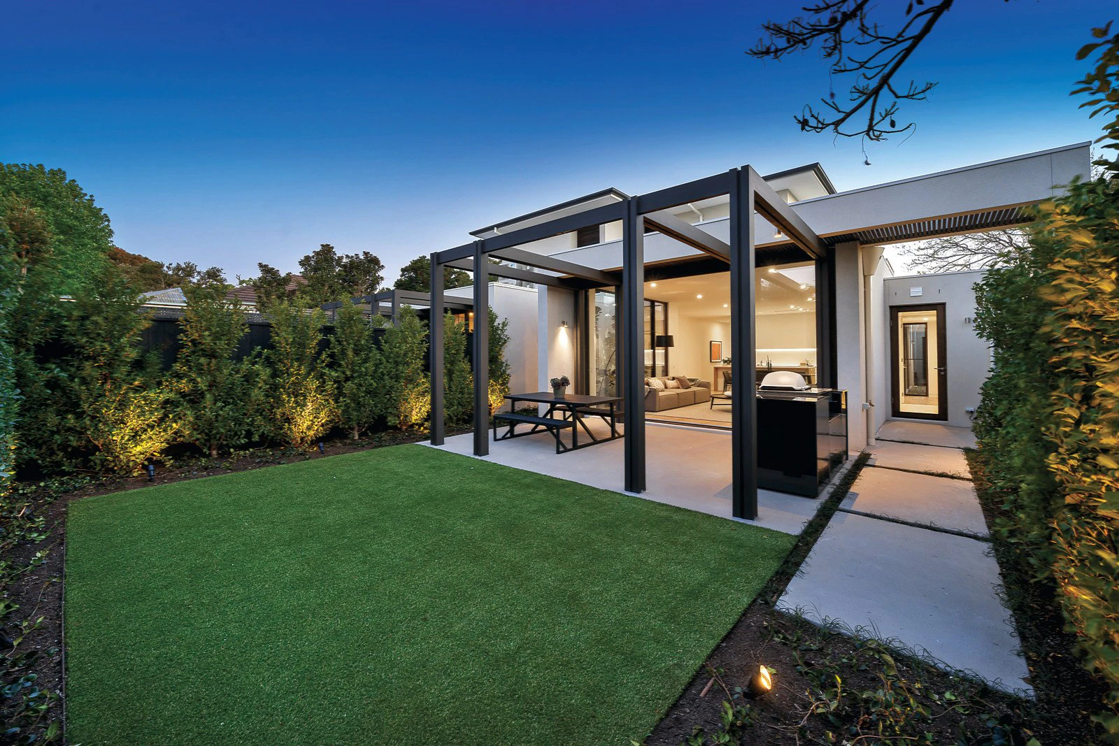 97a Linacre Road, Hampton, VIC