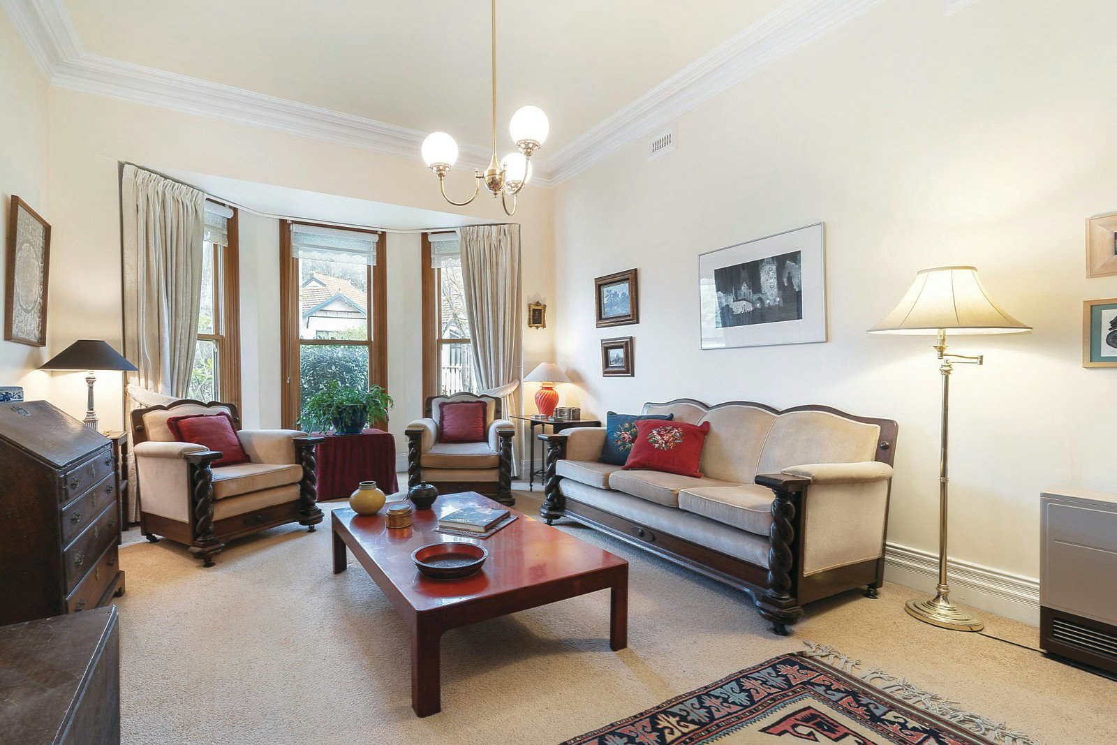 15 Valentine Grove, Armadale, VIC