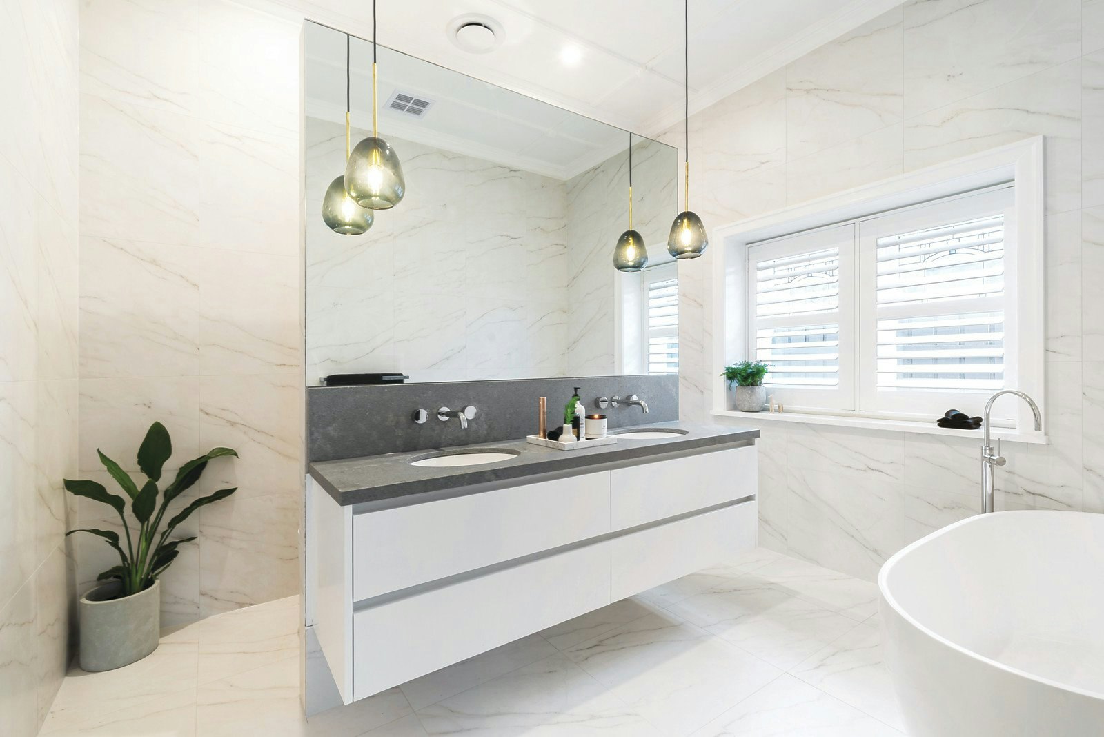 14 Orrong Crescent, Camberwell, VIC