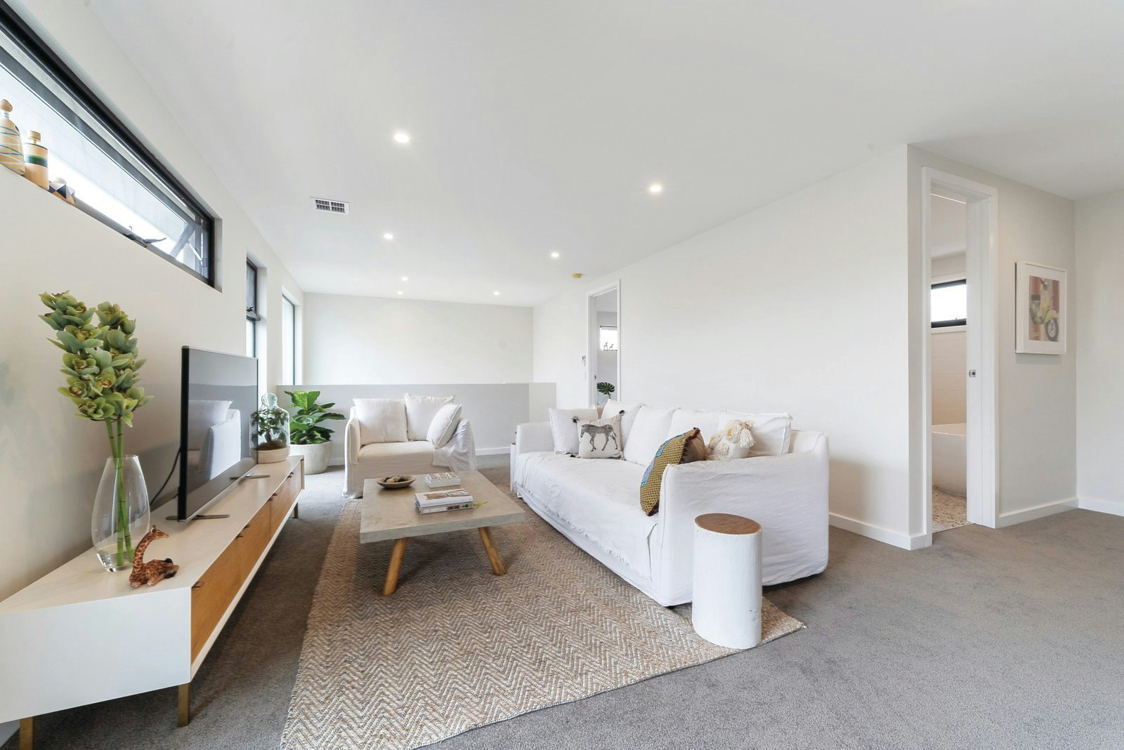 14 Orrong Crescent, Camberwell, VIC