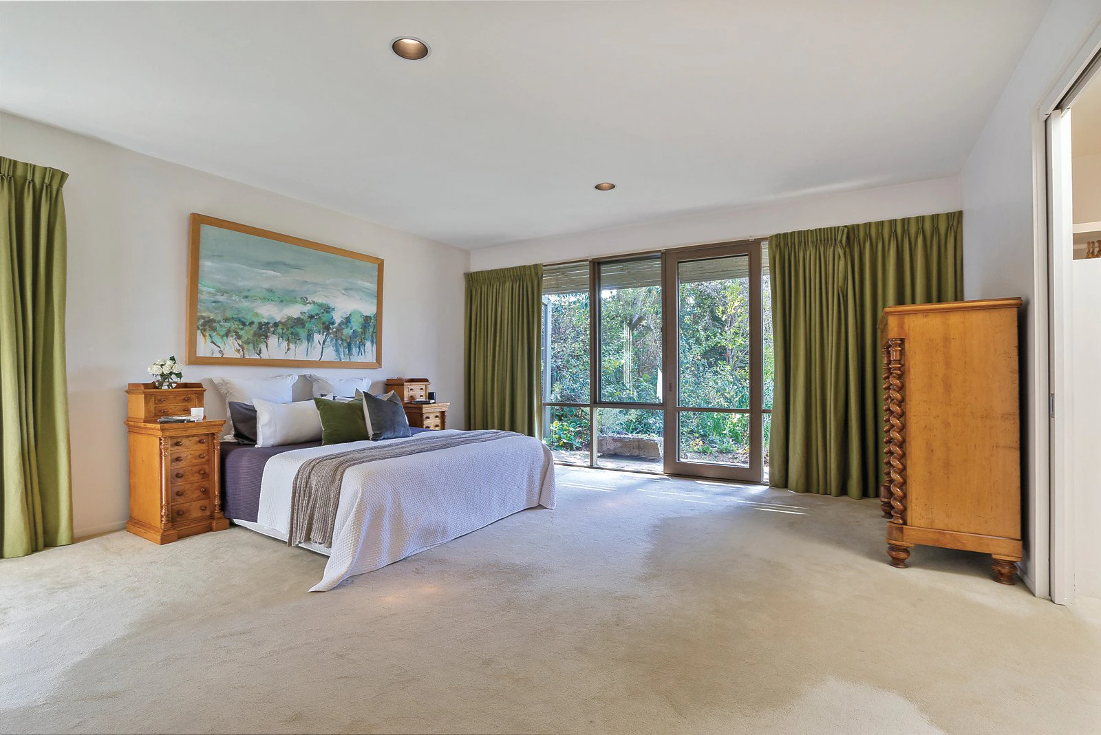 9-11 Ashley Grove, Malvern, VIC