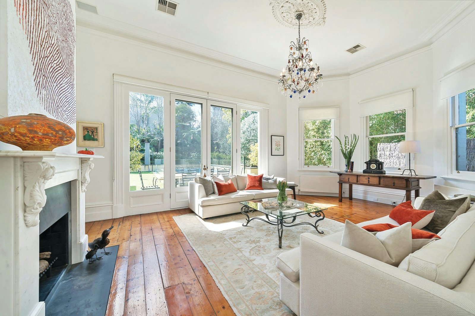 9 Woodside Crescent, Toorak, VIC