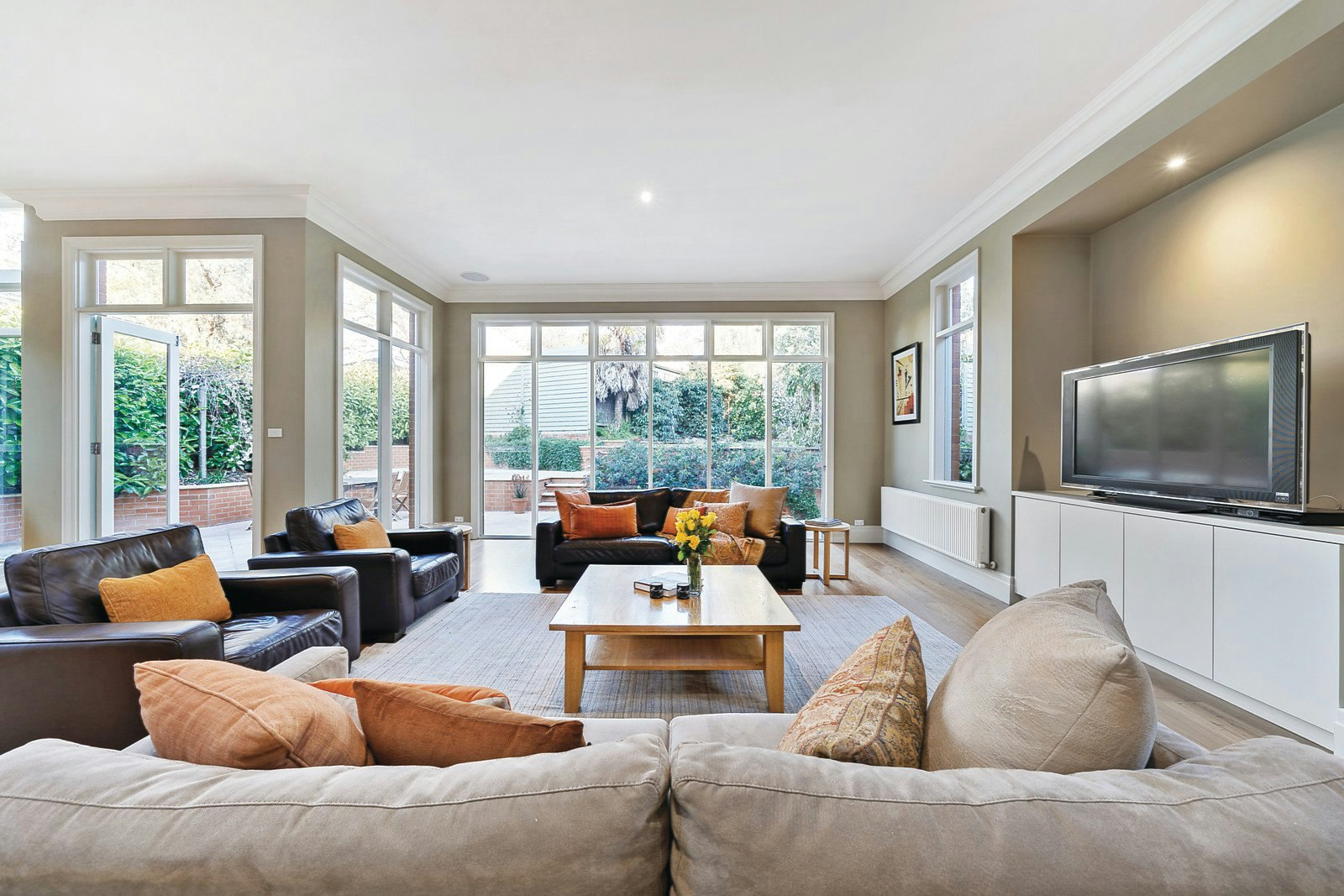 10 Margaret Street, Canterbury, VIC