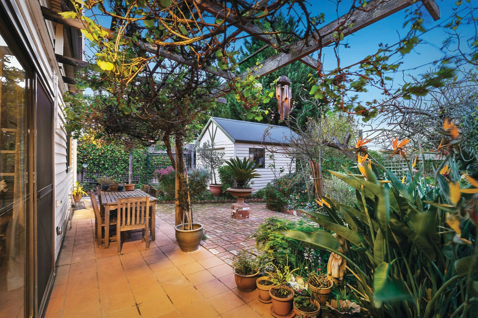 15 Valentine Grove, Armadale, VIC