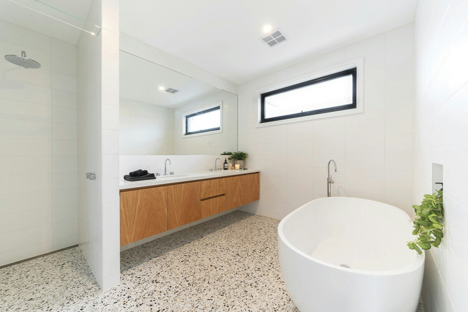 14 Orrong Crescent, Camberwell, VIC