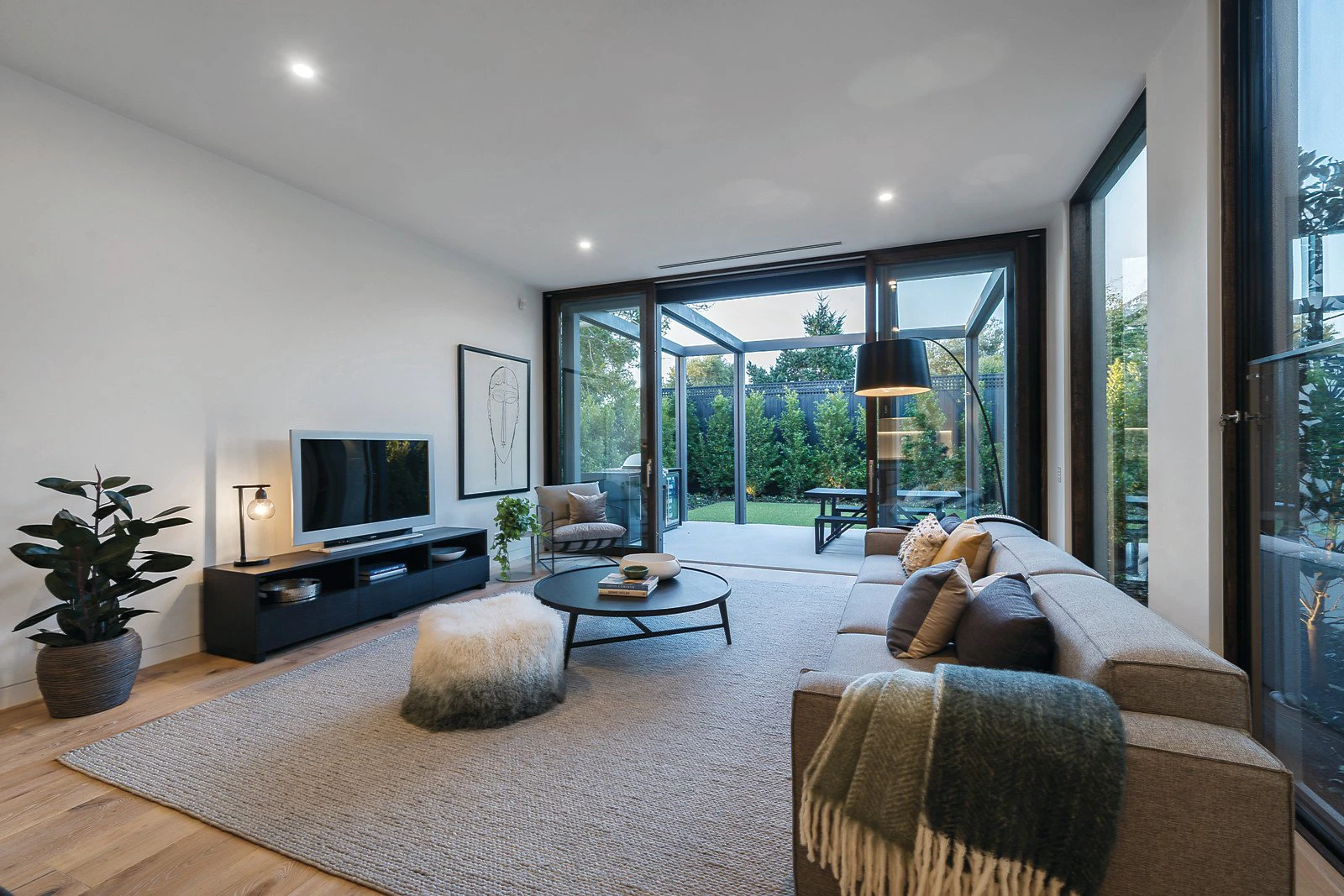 97a Linacre Road, Hampton, VIC