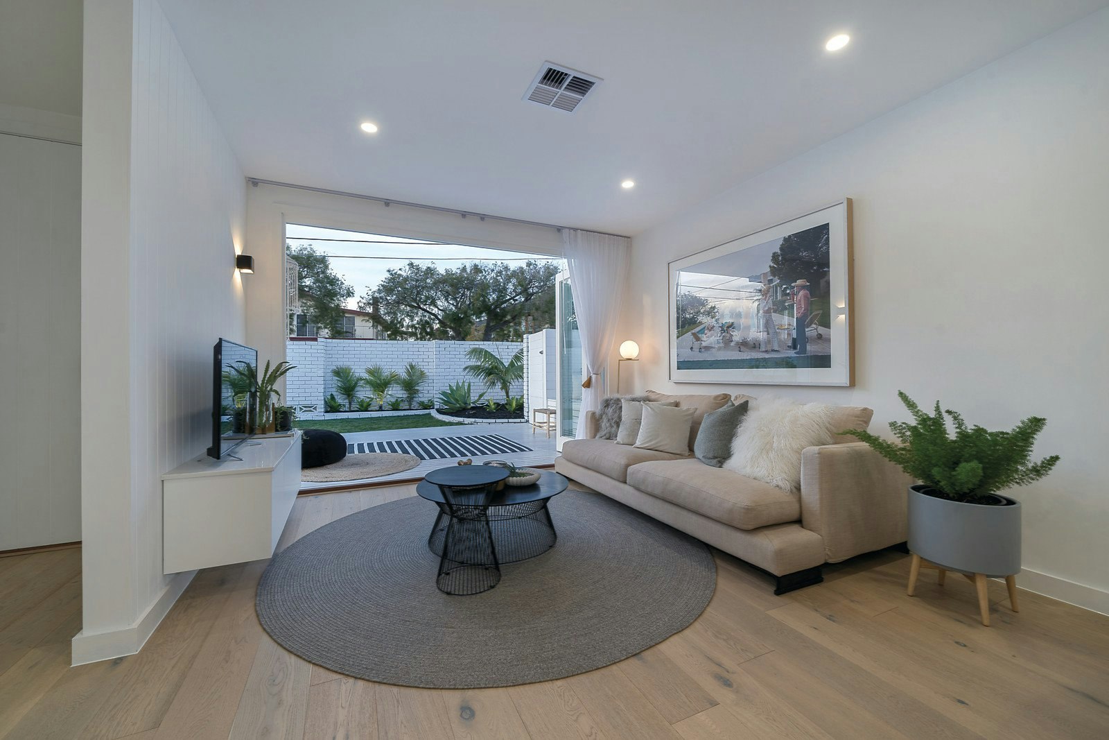 1/6 Sylvia Crescent, Black Rock, VIC