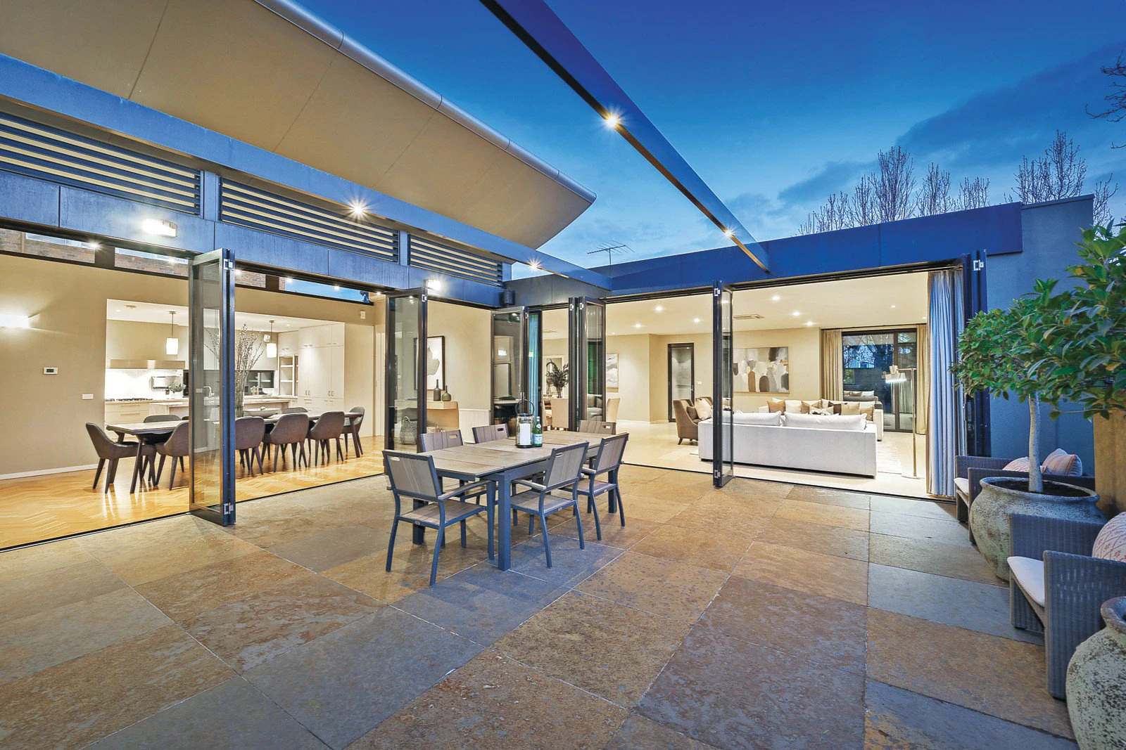 5 The Pines, Kew, VIC