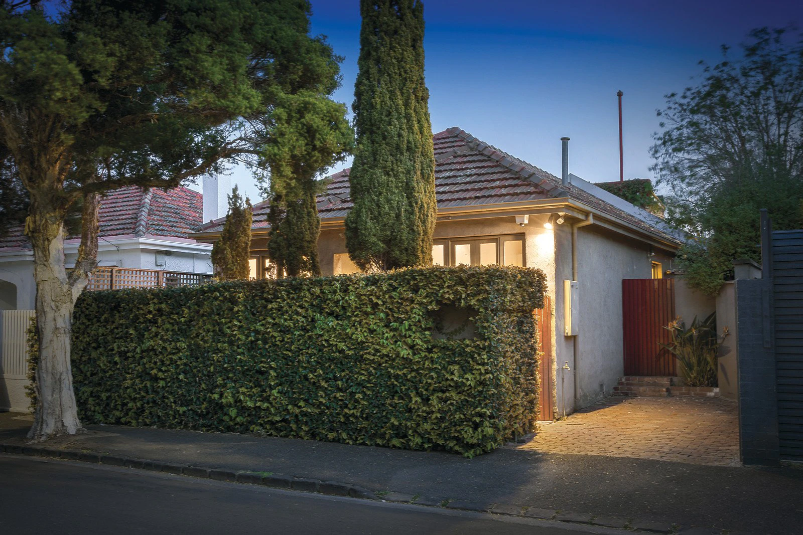 2 Nicholson Street, South Yarra, VIC