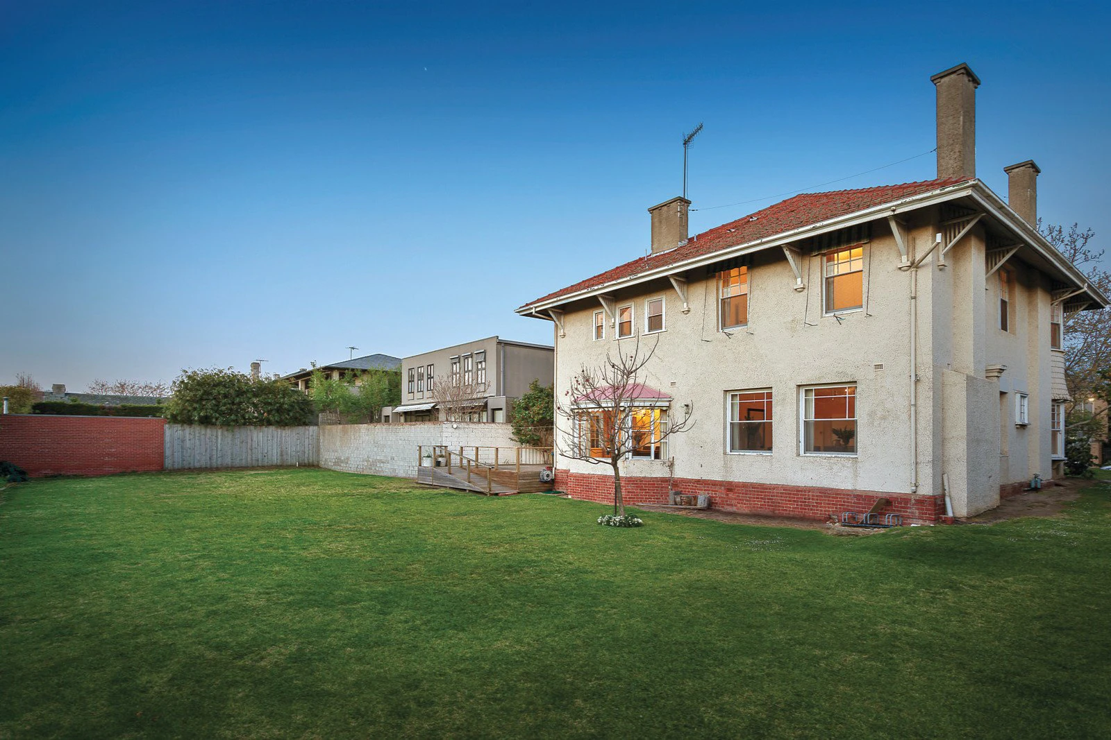10 Hampden Road, Armadale, VIC