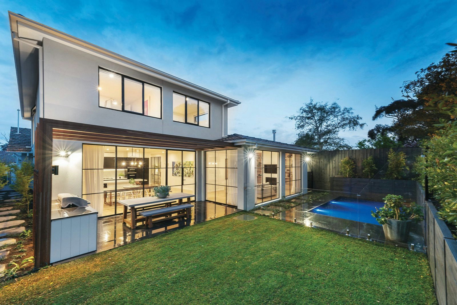 14 Orrong Crescent, Camberwell, VIC