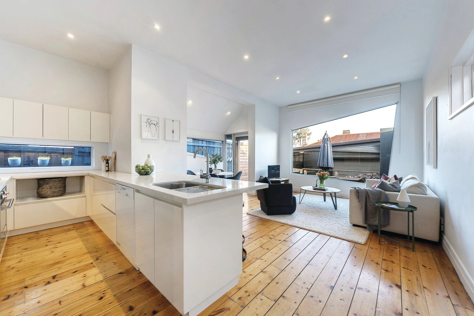 582 High Street, Prahran, VIC